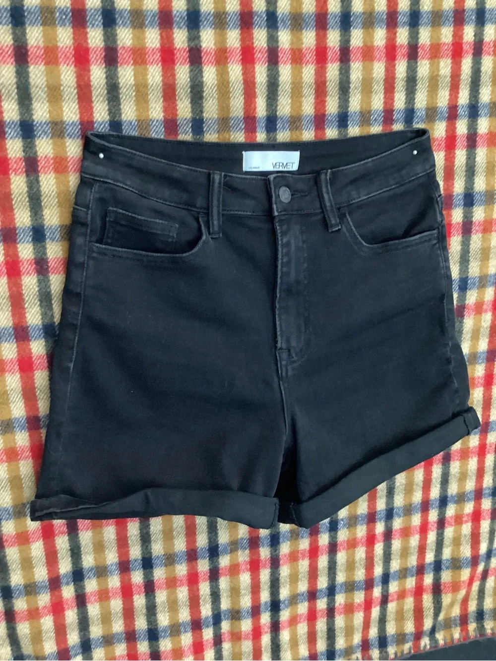 Vervet black Jean shorts women’s size medium